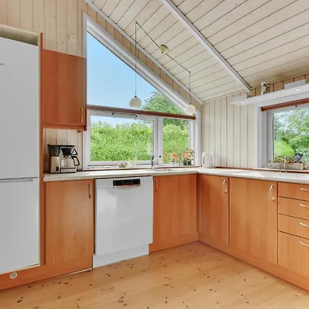 3 Bedroom Lovely In *